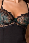 Gu�pi�re et Culotte Assortie en Dentelle pour Travestie