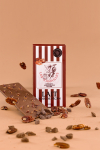 Chocolat au Lait Fran�ais Aphrodisiaque aux Noix de P�can Artisanal Les Canailles 100 g